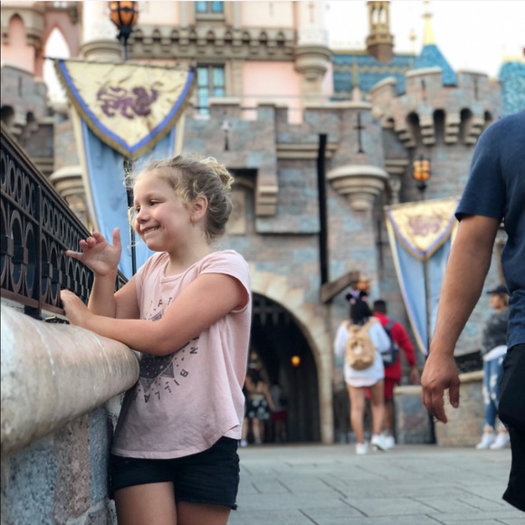 Meet your Posher, Ella💛 - Picture 4 of 12